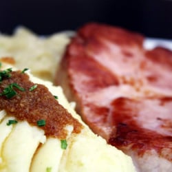 Zum Weinberg - Geräuschert rippsche vom grill