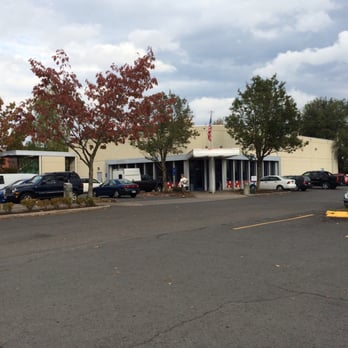 Post Office - By 205 mall - Post Offices Near Me - Portland, Oregon