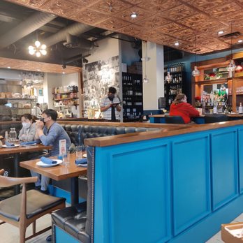 COMMUNION Restaurant and Bar - Dining Room + Bar Feb.2022 - Soup Near Me - Seattle, Washington COMMUNION Restaurant and Bar - Dining Room + Bar Feb.2022 - Soup Near Me - Seattle, Washington