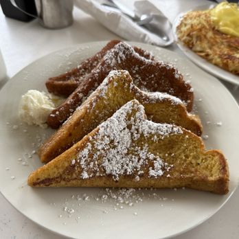 Junes Cafe - French Toast - Breakfast & Brunch Near Me - Santa Ana, California