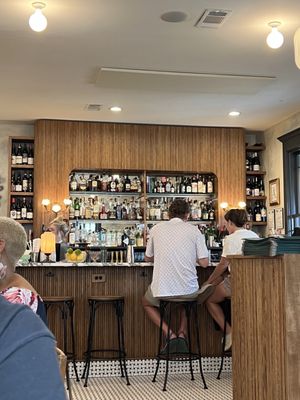 Elvie's by null