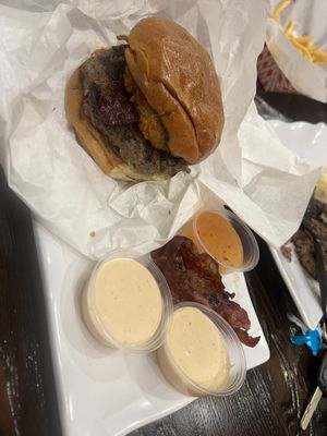 LA Burger Bar by null