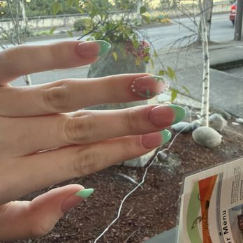 Twin Nails - Another set of acrylics - Nail Salons Near Me - West Linn, Oregon