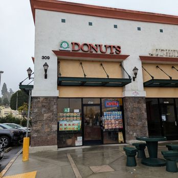William's Donuts - Store Front - Donuts Near Me - Monterey Park, California