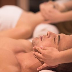 Cozy Wellness Beauty Spa - Couples Massage&Facial Combo Available