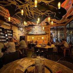 Homosassa Distillery - The bar area