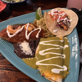 Maggie's Blue Rose - Rosa Azul Plate - Mexican Near Me - Avalon, California Maggie's Blue Rose - Rosa Azul Plate - Mexican Near Me - Avalon, California