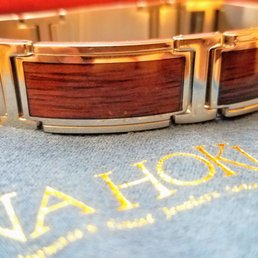 Guys can bling too!