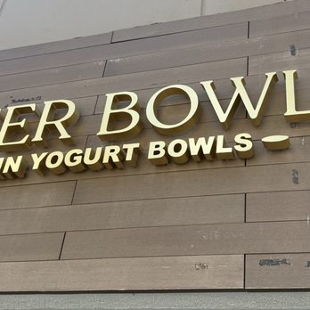 Better Bowls - Front sign - Ice Cream & Frozen Yogurt Near Me - West Hollywood, California Better Bowls - Front sign - Ice Cream & Frozen Yogurt Near Me - West Hollywood, California