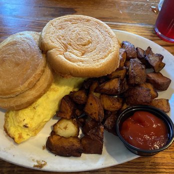 Thunderbird Cafe - Southwest Burrito w/ Fried Potato & Croissant - Breakfast & Brunch Near Me - McGaheysville, Virginia