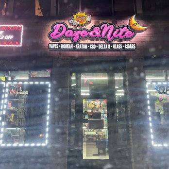 Daze & Nite - Vape Shops Near Me - Cleveland, Ohio Daze & Nite - Vape Shops Near Me - Cleveland, Ohio