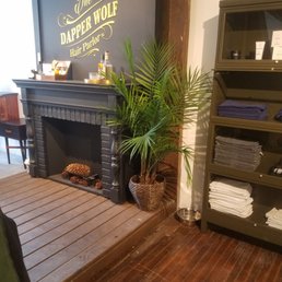The Dapper Wolf - Hair Salons Near Me - Saint Paul, Minnesota