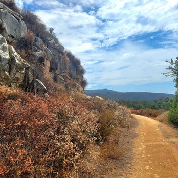 Elfin Forest Recreational Reserve - Trail after a steep hike in the forest path - Hiking Near Me - Escondido, California Elfin Forest Recreational Reserve - Trail after a steep hike in the forest path - Hiking Near Me - Escondido, California
