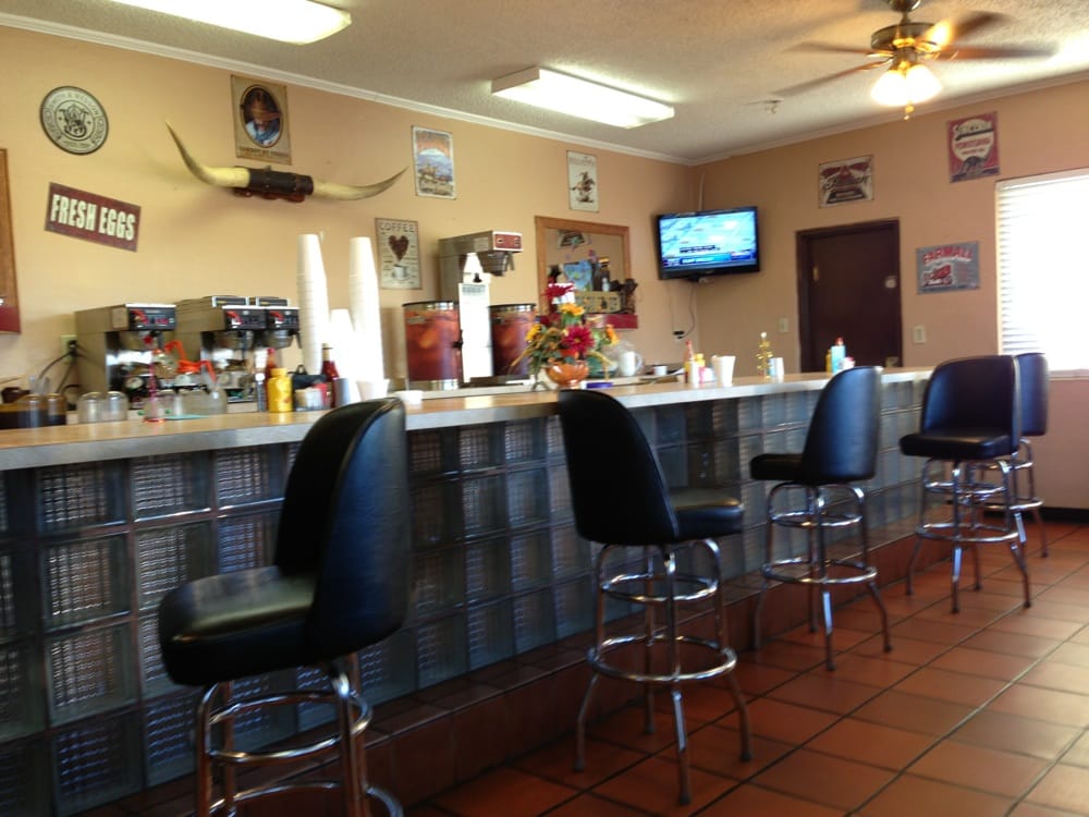 Frostproof Family Restaurant Image