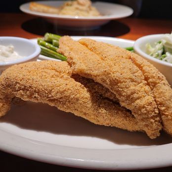 Charleston's - Comfort Food Near Me - Oklahoma City, Oklahoma