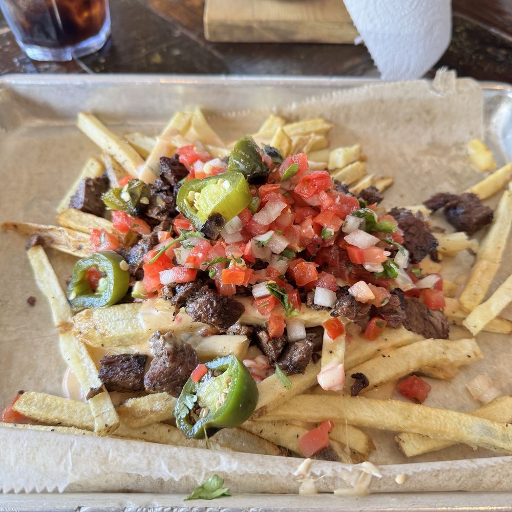 Rapp's Barren Brewing Company - Carne asada fries - Gastropubs Near Me - Mountain Home, Arkansas Rapp's Barren Brewing Company - Carne asada fries - Gastropubs Near Me - Mountain Home, Arkansas