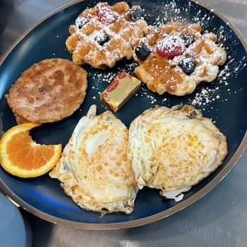 Compass Rose Cafe - Belgian Waffle Platter @ Compass Rose Cafe. - Breakfast & Brunch Near Me - Brookings, Oregon