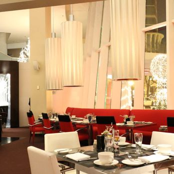 CDA - The dining hall. - French Near Me - Chicago, Illinois