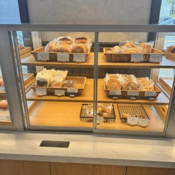 Paris Baguette - Bakeries Near Me - Ridgewood, New Jersey