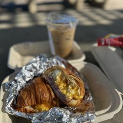 Bay Park Coffee - Breakfast Sandwich - @rayz