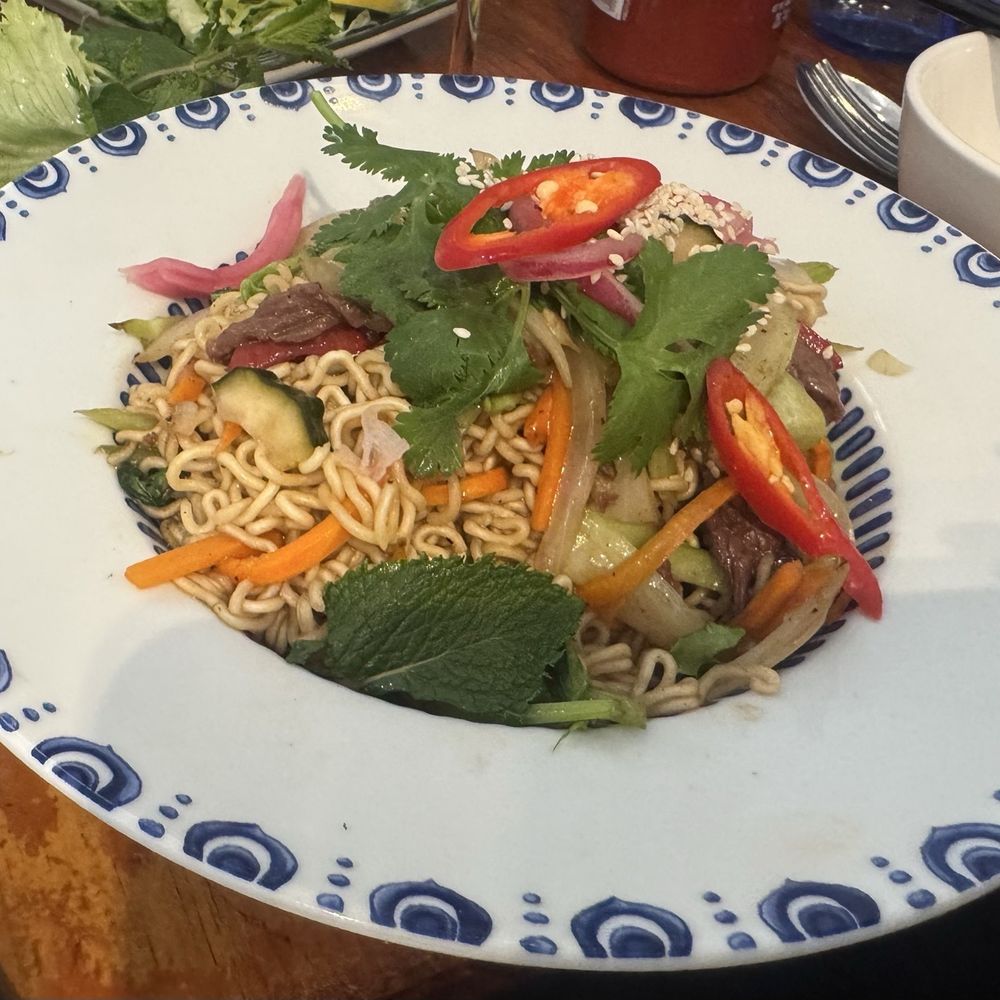 Viet Nam Restaurante - Asian Fusion Near Me - Madrid, M