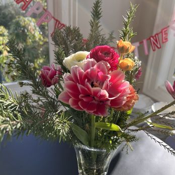 Matilda's Bloombox - Florists Near Me - San Francisco, California Matilda's Bloombox - Florists Near Me - San Francisco, California