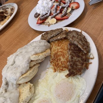 Loaded Cafe - Long Beach - American Near Me - Long Beach, California Loaded Cafe - Long Beach - American Near Me - Long Beach, California