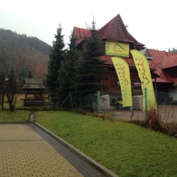 MTB Hostel - Front side. Walking distance to the national park, Tatra Mountains, hiking trails.