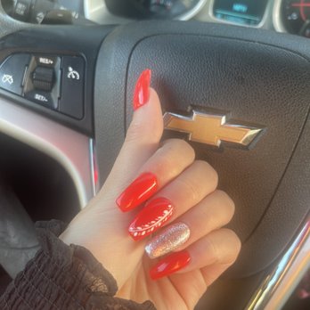 Fellini Nail Studio - Nail Salons Near Me - Santa Clara, California
