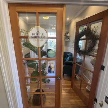 Brielle Shipman, DC - Entryway - Chiropractors Near Me - Danville, California