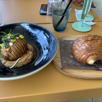 Hail Fellow Well Met - Cafes Near Me - Springdale, Arkansas