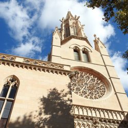 Parroquia Santa Eulalia - Side View