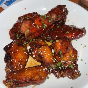 Chomp Kitchen and Drinks - Wings - American Near Me - Providence, Rhode Island