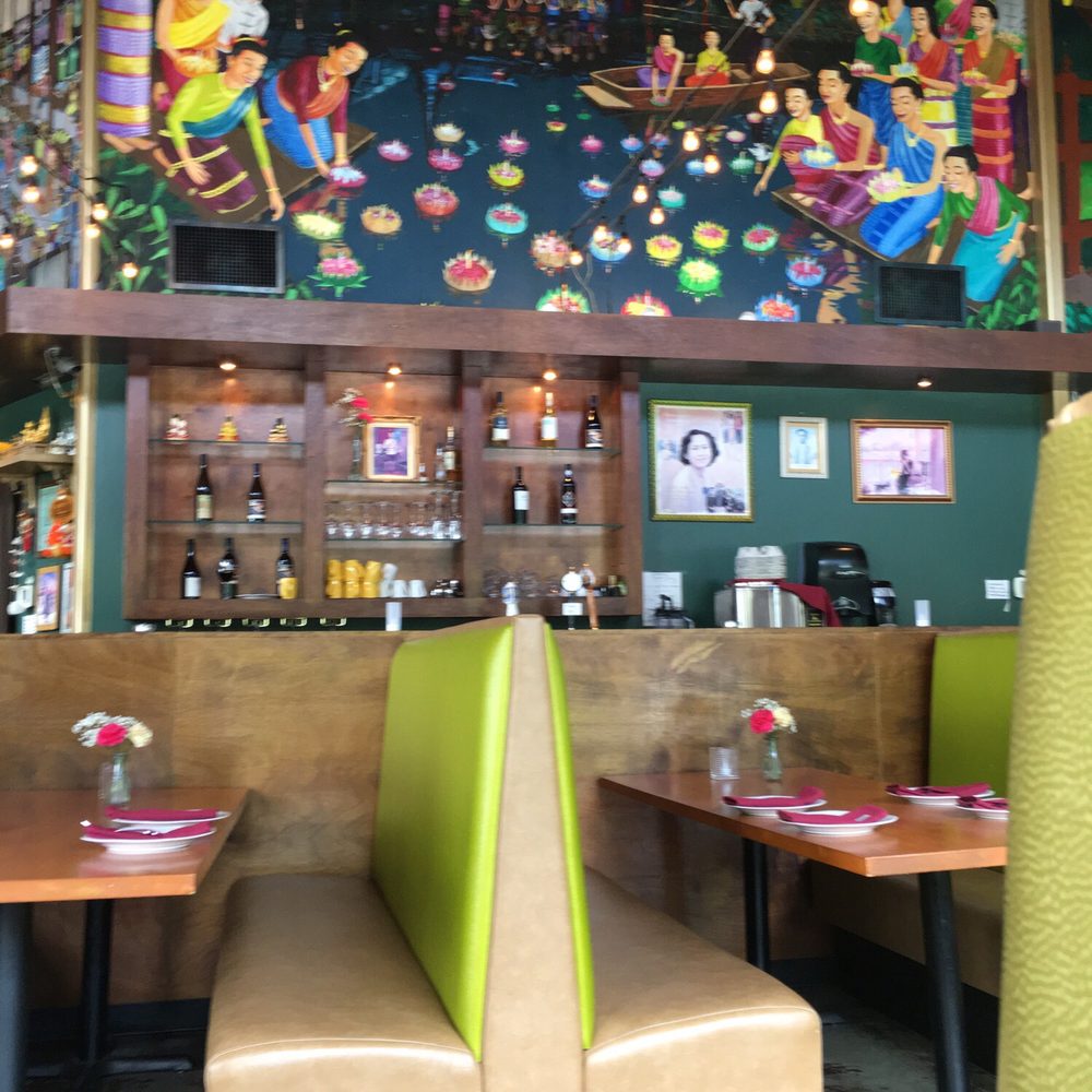 Zab Thai - Murals cover the walls. - Thai Near Me - Everett, Washington Zab Thai - Murals cover the walls. - Thai Near Me - Everett, Washington