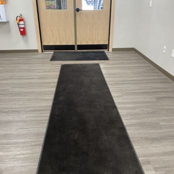 M&D Cleaning Services - The before, of high traffic area. - Office Cleaning Near Me - Milwaukee, Wisconsin M&D Cleaning Services - The before, of high traffic area. - Office Cleaning Near Me - Milwaukee, Wisconsin