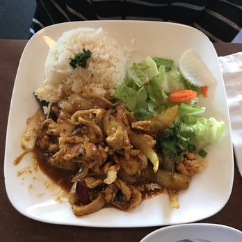 Phoenix Noodle House - Curry Chicken - Vietnamese Near Me - Modesto, California
