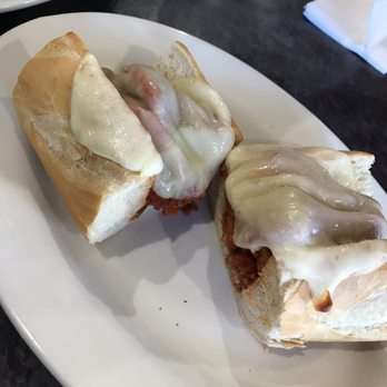 Harvest Tap & Table - Very disappointing chicken parm sandwich.  Cool, old chewy chicken with hardly any marinara sauce.  Bread was good. - Pizza Near Me - Swansea, Massachusetts