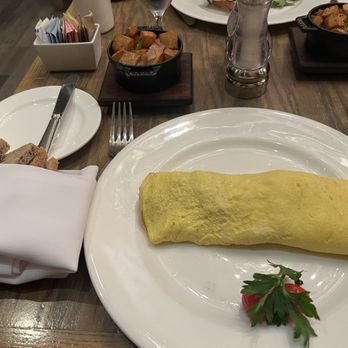 Mooo.... Beacon Hill - Denver Omelet - Steakhouses Near Me - Boston, Massachusetts