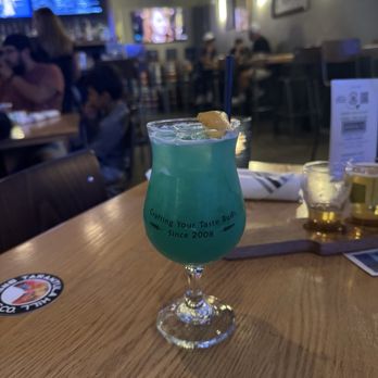 Blue Palms Brewhouse - Burgers Near Me - Northridge, California Blue Palms Brewhouse - Burgers Near Me - Northridge, California