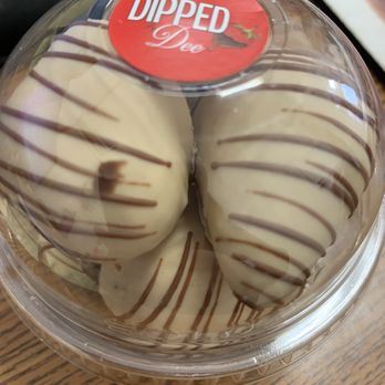 Dipped by Dee - Cookie butter covered strawberries - Desserts Near Me - Aiea, Hawaii