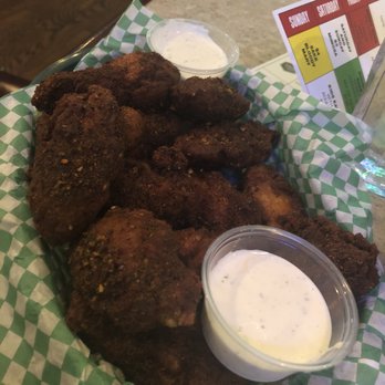 Casper's and Runyon's Nook - These dry rub wings are off the chain - Dive Bars Near Me - Saint Paul, Minnesota Casper's and Runyon's Nook - These dry rub wings are off the chain - Dive Bars Near Me - Saint Paul, Minnesota