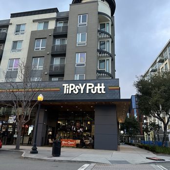 Tipsy Putt - Outside - Pubs Near Me - Sunnyvale, California