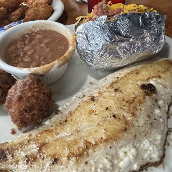 The Fishin Hole - Seafood Near Me - Centre, Alabama The Fishin Hole - Seafood Near Me - Centre, Alabama