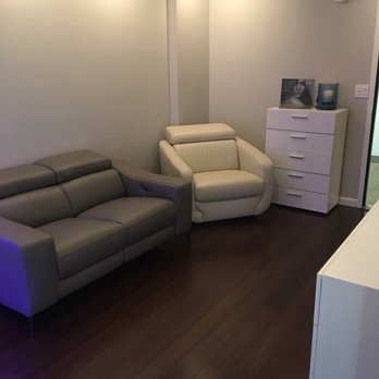 Laule'a Beauty - Comfortable couches. Very important feature if you have to wait while Yuko is making one's wife more beautiful! - Permanent Makeup Near Me - Honolulu, Hawaii Laule'a Beauty - Comfortable couches. Very important feature if you have to wait while Yuko is making one's wife more beautiful! - Permanent Makeup Near Me - Honolulu, Hawaii