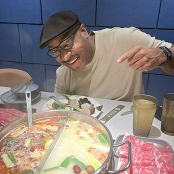 Happy Lamb Hot Pot - Bridgeport - Hot Pot Near Me - Chicago, Illinois