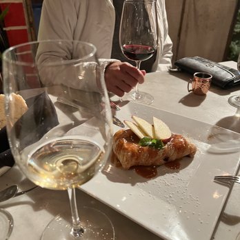 Federicos Grill - Apple strudel and Riesling - Wine Bars Near Me - Fremont, California Federicos Grill - Apple strudel and Riesling - Wine Bars Near Me - Fremont, California
