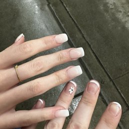 Acrylic nails and gel nails