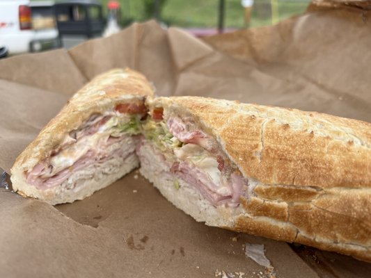 Caverns Market Exxon/Which Wich