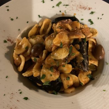 Il Pozzo dei Desideri - Trattorie Near Me - Ostuni, BR Il Pozzo dei Desideri - Trattorie Near Me - Ostuni, BR