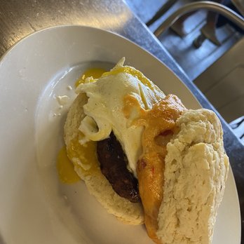Noda Bodega - Vegetable sausage breakfast sammie with fried egg and cheese - Beer, Wine & Spirits Near Me - Charlotte, North Carolina Noda Bodega - Vegetable sausage breakfast sammie with fried egg and cheese - Beer, Wine & Spirits Near Me - Charlotte, North Carolina